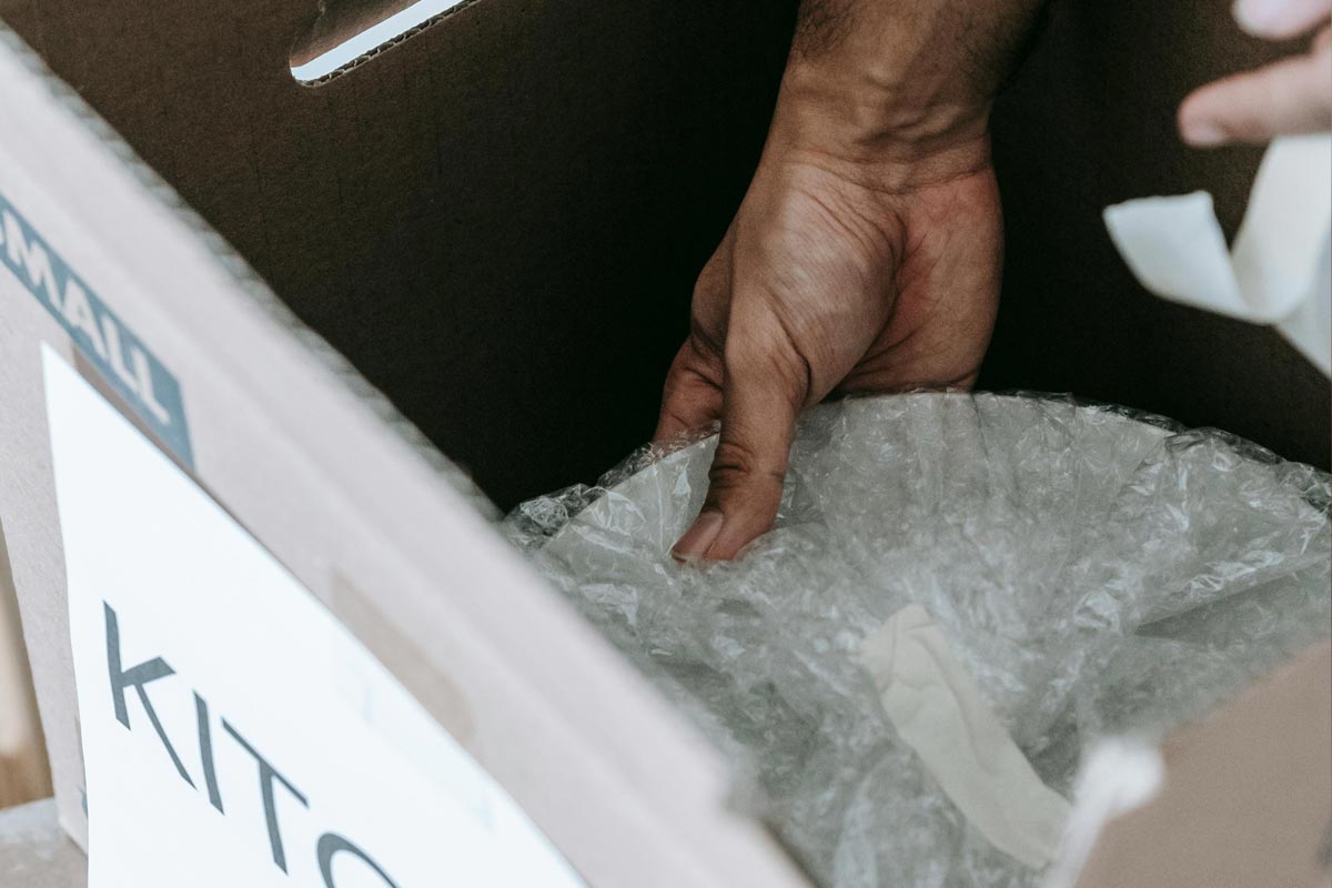 Packing plates in a box
